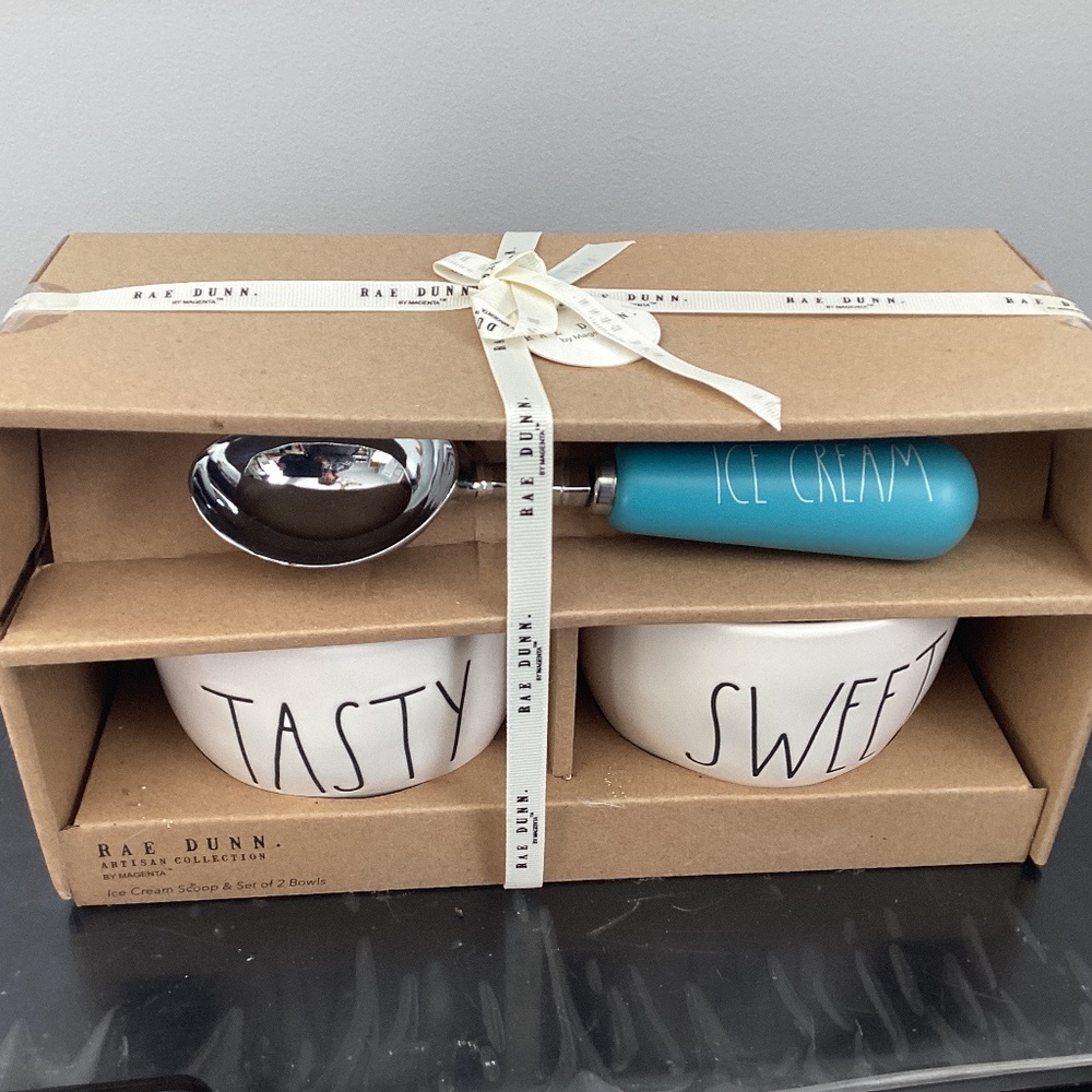 Rae Dunn tasty/sweet ice cream set